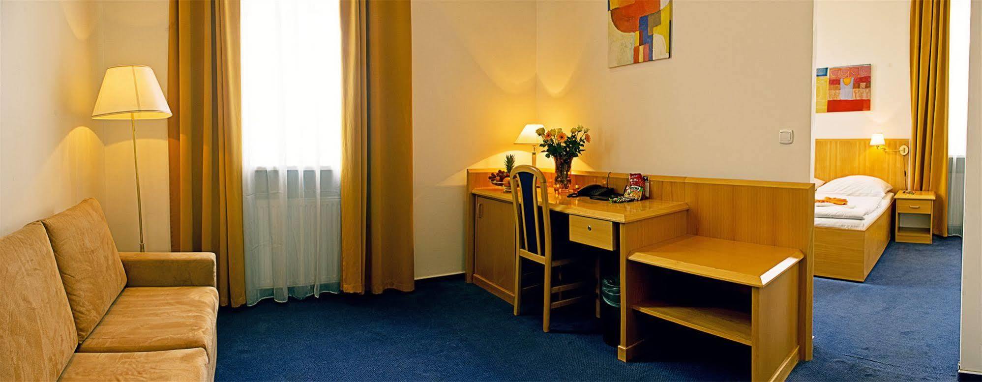 Hotel Nabucco Praha Eksteriør bilde